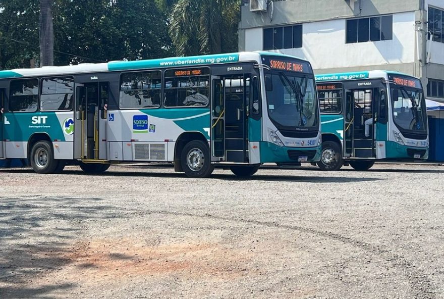 carnaval-em-uberlandia3A-linhas-especiais-para-desfile-das-escolas-de-samba-e-retorno-dos-folioes-com-tarifa-zero.-confira