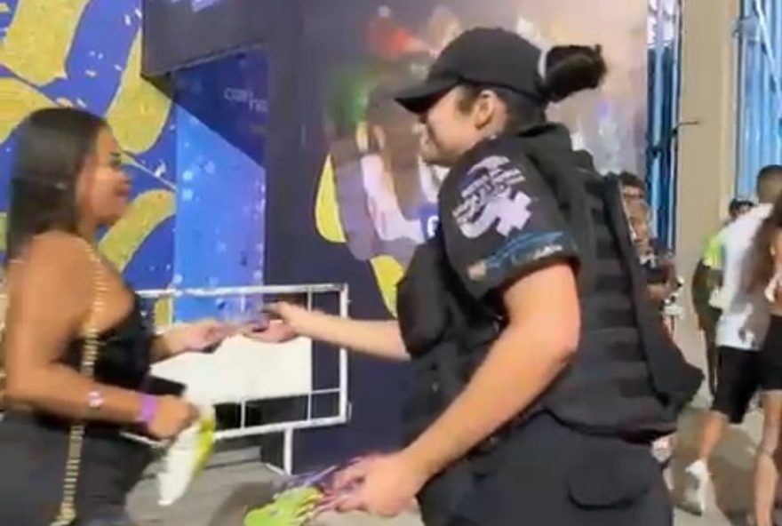 carnaval-mais-seguro-20263A-patrulha-maria-da-penha-protege-mulheres-no-rio carnaval-mais-seguro-20263A-patrulha-maria-da-penha-protege-mulheres-no-rio