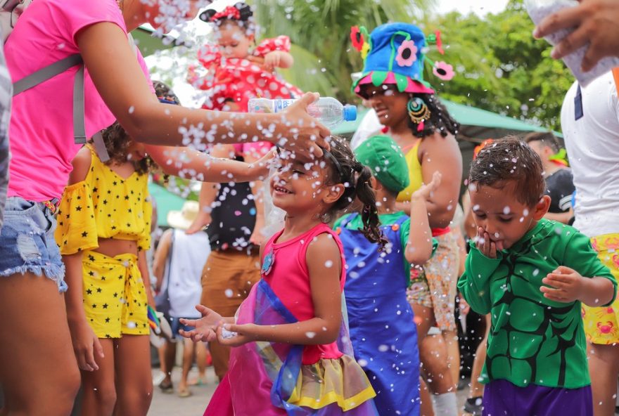 carnaval-recife-e-olinda3A-blocos-infantis-para-curtir-com-criancasconfira-a-programacao-com-pinto-da-madrugada2C-mundo-bita-e-tio-bruninho.-alegria-garantida-para-os-pequenos-folioes