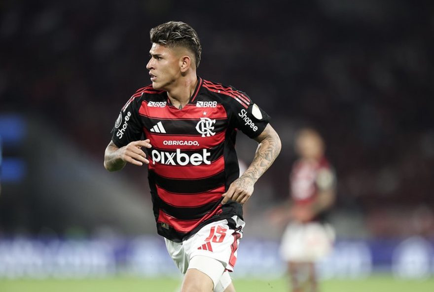carrascal-estreia-pelo-flamengo-na-libertadores-contra-o-internacional3A-veja-os-lances
