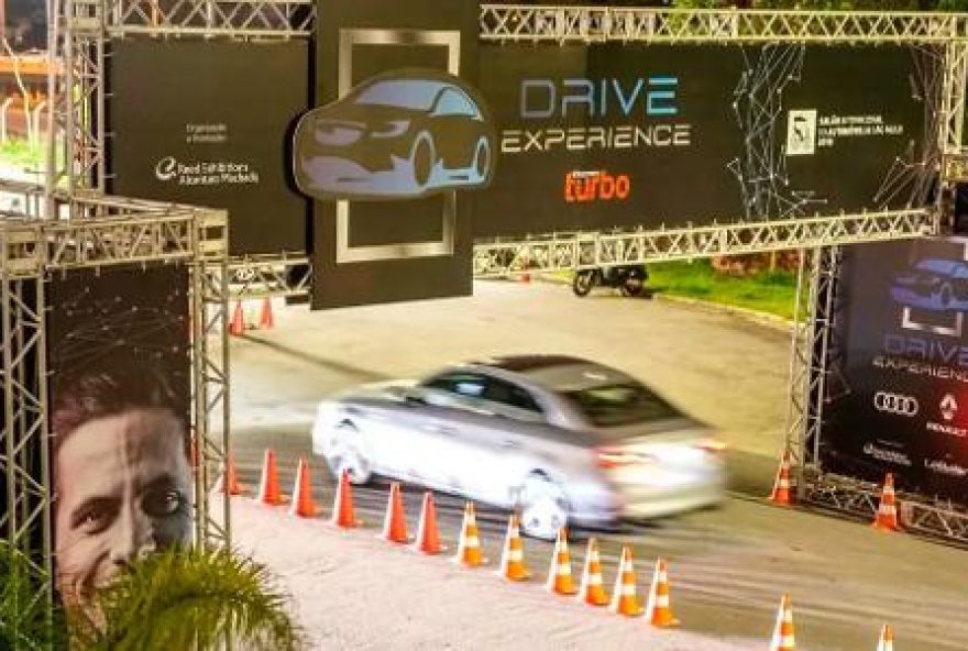 carros-disponiveis-no-salao-do-automovel3A-oportunidade-para-test-drive