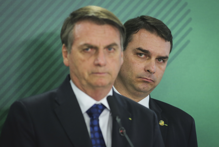 carta-de-bolsonaro-formaliza-flavio-para-2026-e-irrita-aliados-proximos carta-de-bolsonaro-formaliza-flavio-para-2026-e-irrita-aliados-proximos