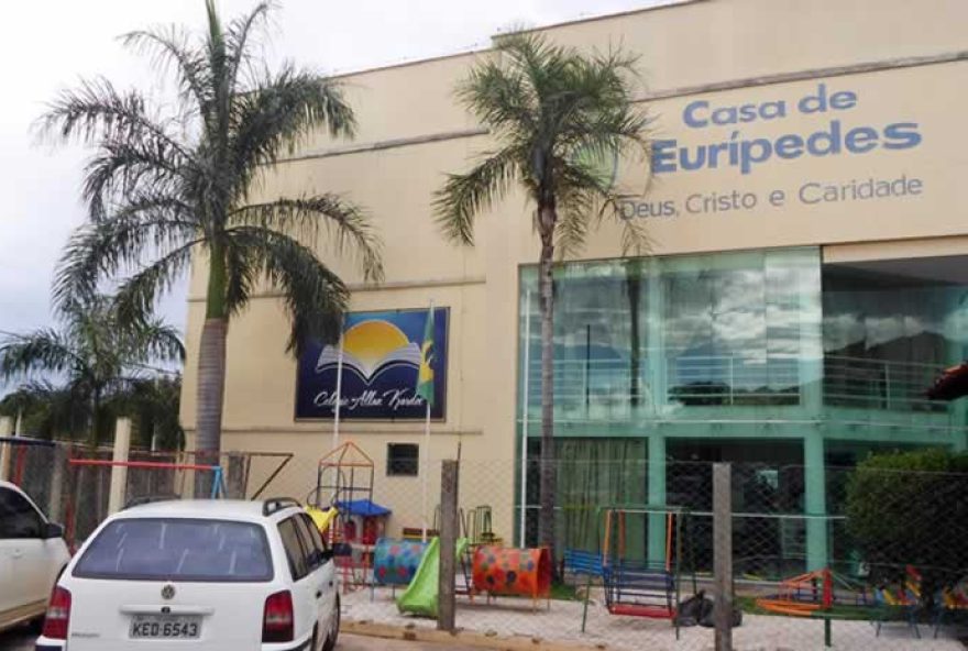 Sede da Casa de Eurípedes: denúncia de fraude no processo seletivo de residência médica levanta questionamentos sobre a lisura do processo (Foto: site oficial)