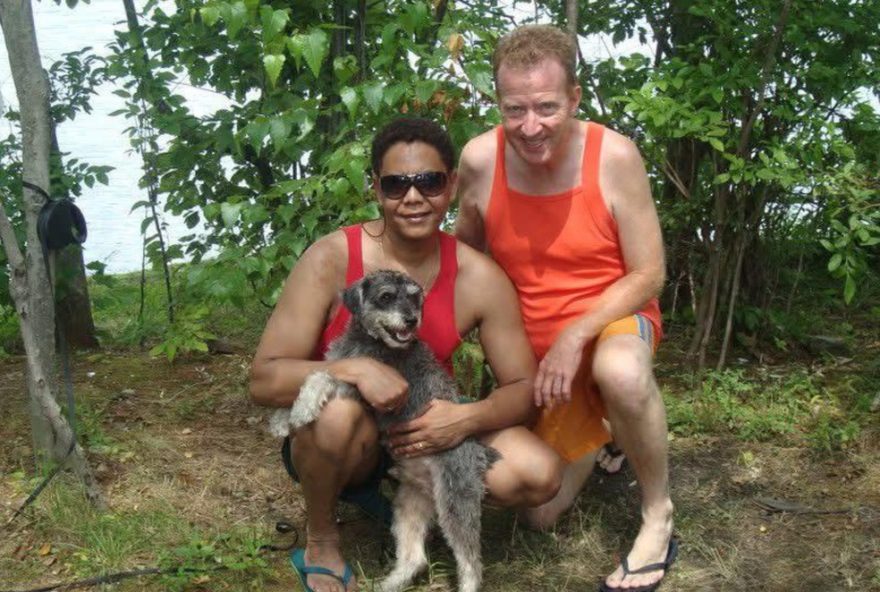 casal-homoafetivo-pode-ter-sido-envenenado-em-governador-valadares3A-policia-desvenda-trama-criminosa-com-mortes-chocantes