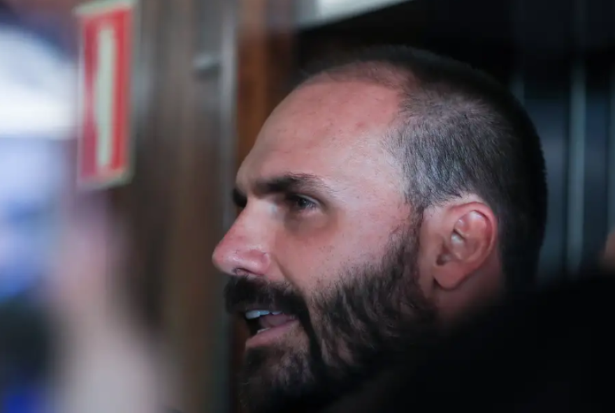 cassacao-de-eduardo-bolsonaro-pela-camara3A-ida-aos-eua-valeu-a-pena