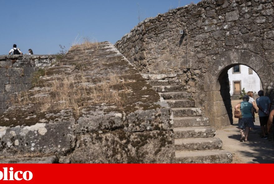 castelo-de-vila-nova-de-cerveira3A-marco-historico-transformado-em-miradouro