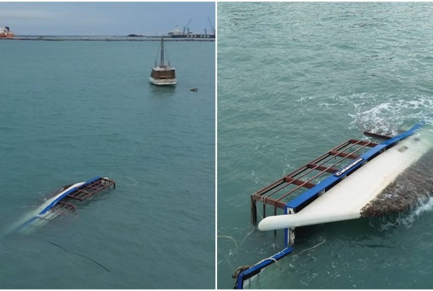 catamara-naufraga-na-beira-mar-de-fortaleza-e-dono-promete-reflutuacao catamara-naufraga-na-beira-mar-de-fortaleza-e-dono-promete-reflutuacao