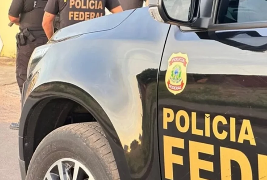 Papai Noel ao contrário: bandido furta presentes de crianças nos Correios (Foto: Polícia Federal)