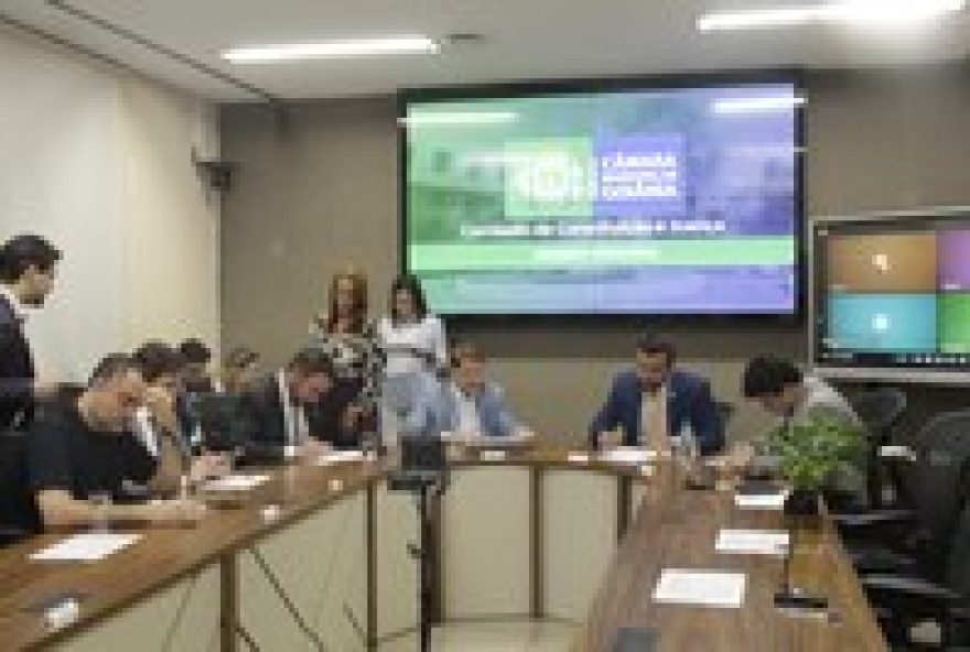 ccj-aprova-projeto-do-refis-2025-em-goiania3A-reducao-de-multas-e-juros-de-ate-9925