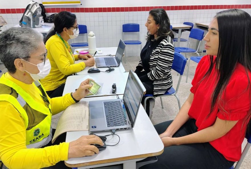 ceara-oferece-52C3-mil-vagas-para-tirar-cnh-gratuitamente3A-inscricoes-abertas