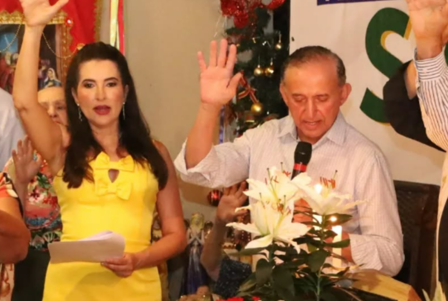 celebracao-de-santos-reis-reune-fieis-na-casa-do-vereador-anselmo-pereira-em-goiania celebracao-de-santos-reis-reune-fieis-na-casa-do-vereador-anselmo-pereira-em-goiania