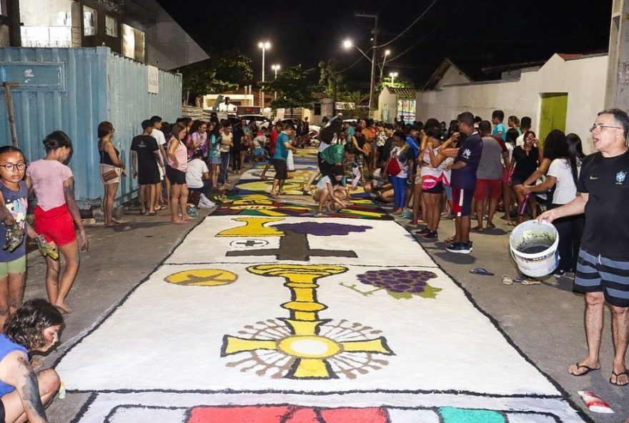 celebracoes-de-corpus-christi3A-tapetes-coloridos-refletem-a-fe-e-uniao-no-maranhao