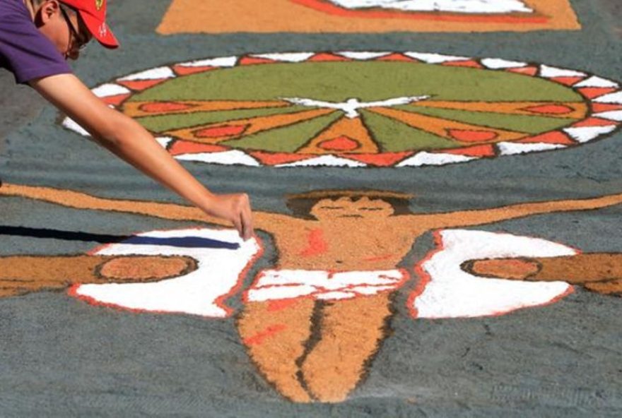 celebre-o-feriado-de-corpus-christi-em-goias-com-cultura2C-shows-e-natureza
