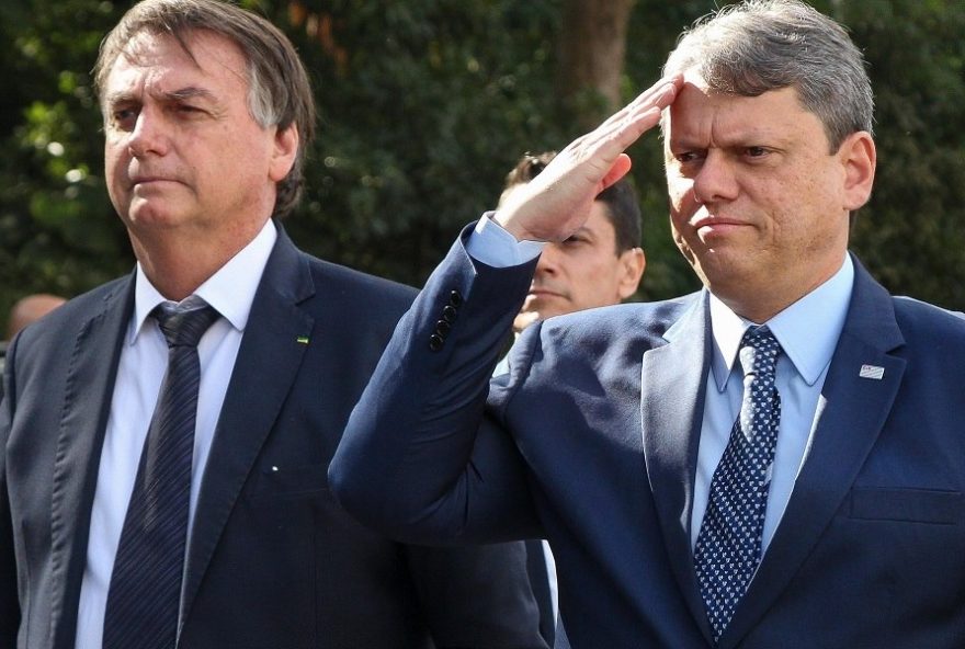 centrao-planeja-manter-bolsonaro-inelegivel-e-lancar-tarcisio-a-presidencia
