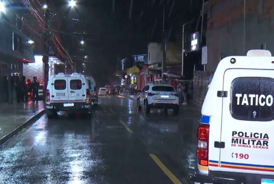 chacina-em-ribeirao-das-neves3A-adolescente-envolvido-e-liberado-sem-seguranca2C-levantando-preocupacoes-sobre-protecao-da-familia chacina-em-ribeirao-das-neves3A-adolescente-envolvido-e-liberado-sem-seguranca2C-levantando-preocupacoes-sobre-protecao-da-familia