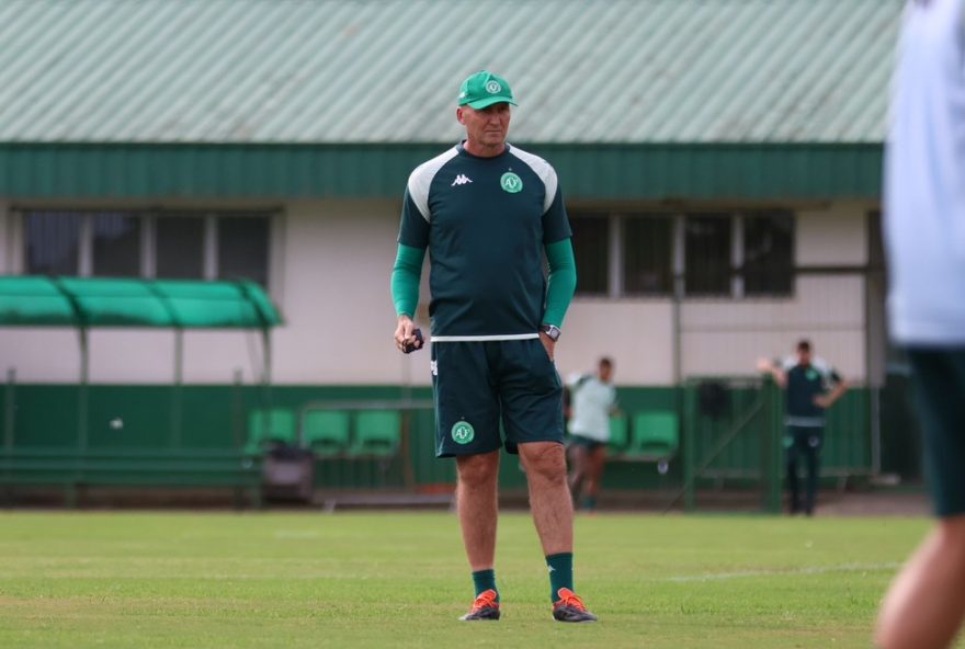 chapecoense-enfrenta-final-contra-atletico-go3A-dal-pozzo-arma-estrategia-decisiva