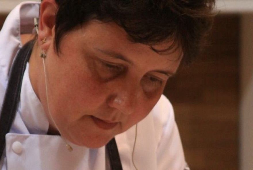 chef-roberta-sudbrack-denuncia-furto-de-ceias-de-natal-por-motorista-de-app3A-prejuizo-de-r24-4-mil.-o-caso-levanta-polemica-sobre-seguranca-e-responsabilidade-das-empresas-de-entrega chef-roberta-sudbrack-denuncia-furto-de-ceias-de-natal-por-motorista-de-app3A-prejuizo-de-r24-4-mil.-o-caso-levanta-polemica-sobre-seguranca-e-responsabilidade-das-empresas-de-entrega