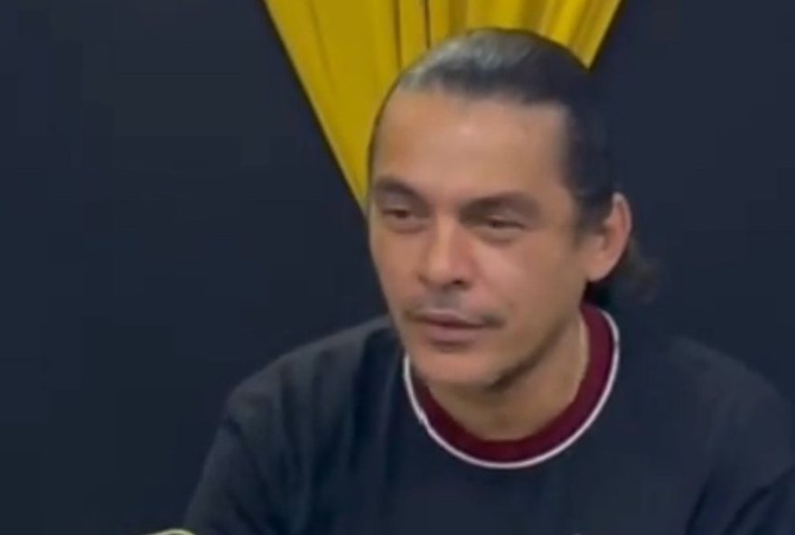 chefia-do-cv-restringe-acesso-armado-a-casa-de-doca3A-investigacao.-quem-e-o-chefe-mais-procurado-do-rj3F chefia-do-cv-restringe-acesso-armado-a-casa-de-doca3A-investigacao.-quem-e-o-chefe-mais-procurado-do-rj3F