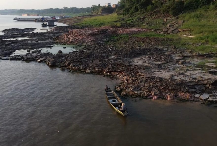 cheia-no-amazonas3A-apos-seca-extrema2C-rios-voltam-a-subir-e-atingem-cotas-recordes