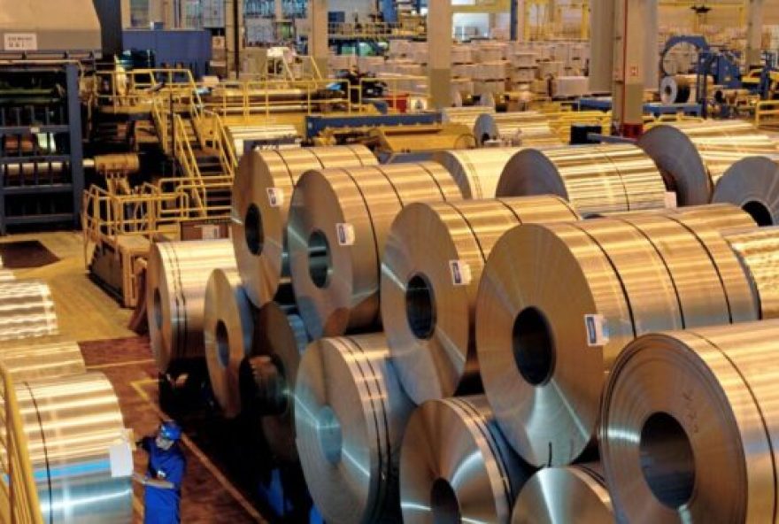 chinalco-e-rio-tinto-adquirem-cba-da-votorantim-por-r24-102C7-bi chinalco-e-rio-tinto-adquirem-cba-da-votorantim-por-r24-102C7-bi