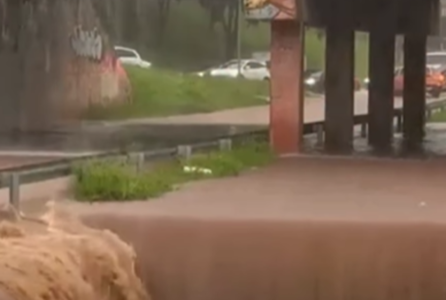 chuva-alaga-campinas-e-interdita-a-marginal-botafogo-em-goiania chuva-alaga-campinas-e-interdita-a-marginal-botafogo-em-goiania