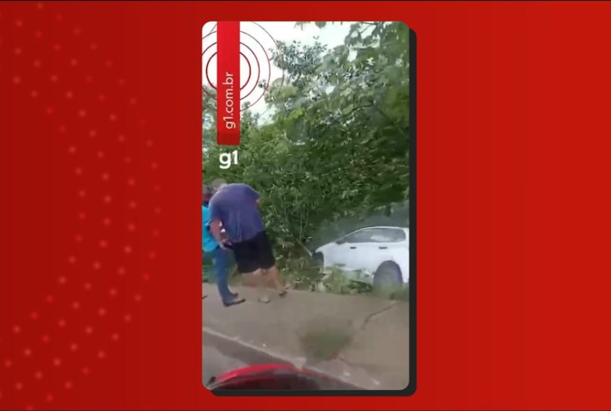 chuva-forte-causa-acidente-na-avenida-do-turismo-em-manaus3A-veiculo-cai-em-area-de-mata-autoridades-investigam-incidente chuva-forte-causa-acidente-na-avenida-do-turismo-em-manaus3A-veiculo-cai-em-area-de-mata-autoridades-investigam-incidente