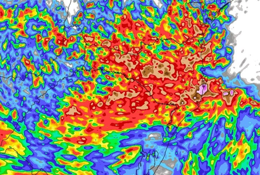 chuva-intensa-ameaca-sul-do-brasil-com-risco-de-alagamentos-e-enxurradas chuva-intensa-ameaca-sul-do-brasil-com-risco-de-alagamentos-e-enxurradas