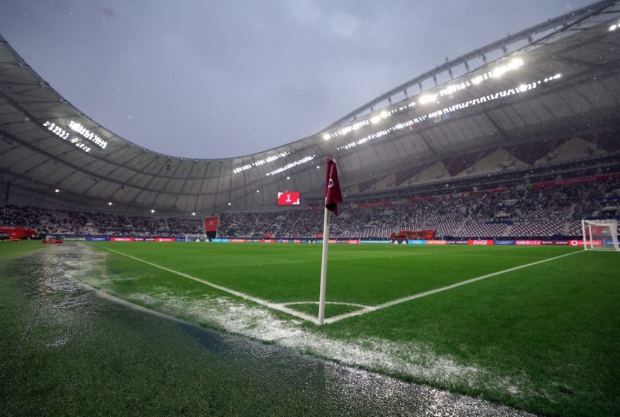 chuva-no-deserto3A-decisao-de-terceiro-lugar-da-copa-arabe-e-cancelada-por-tempestade-no-khalifa-stadium2C-em-doha chuva-no-deserto3A-decisao-de-terceiro-lugar-da-copa-arabe-e-cancelada-por-tempestade-no-khalifa-stadium2C-em-doha