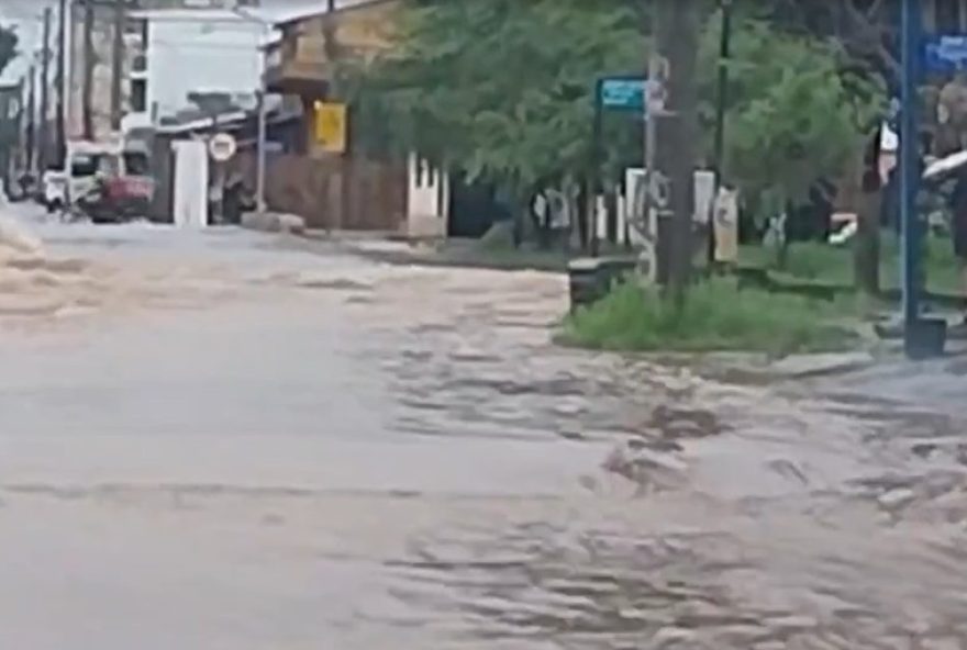 chuvas-causam-enchentes-em-ceilandia-e-sao-sebastiao2C-df3A-impactos-e-medidas-de-seguranca chuvas-causam-enchentes-em-ceilandia-e-sao-sebastiao2C-df3A-impactos-e-medidas-de-seguranca