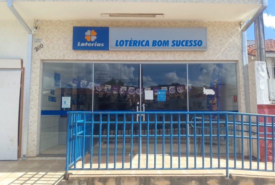 cidade-no-interior-de-de-vive-isolamento-sem-bancos-e-loterica3A-o-impacto-no-comercio-e-turismo.-confira