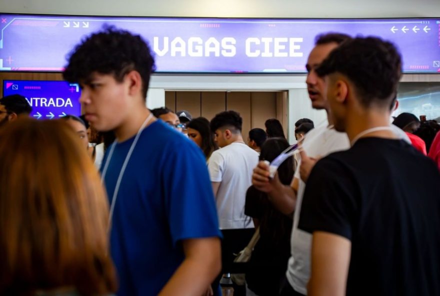 ciee-abre-468-vagas-de-estagio-no-df3A-oportunidades-para-ensino-medio-e-superior ciee-abre-468-vagas-de-estagio-no-df3A-oportunidades-para-ensino-medio-e-superior