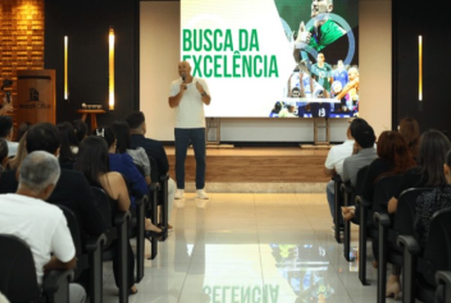 circuito-de-inteligencia-empreendedora-da-fecoimp-20253A-palestras-e-treinamentos-preparam-empresarios-para-grandes-debates-na-feira