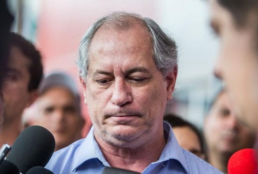 ciro-gomes-se-desfilia-do-pdt-apos-alianca-com-pt-no-ceara3A-o-que-aconteceu