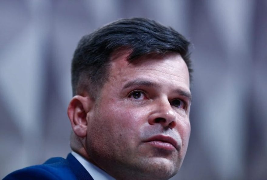 cla-bolsonaro-nao-se-pronuncia-sobre-prisao-de-silvinei-vasques cla-bolsonaro-nao-se-pronuncia-sobre-prisao-de-silvinei-vasques