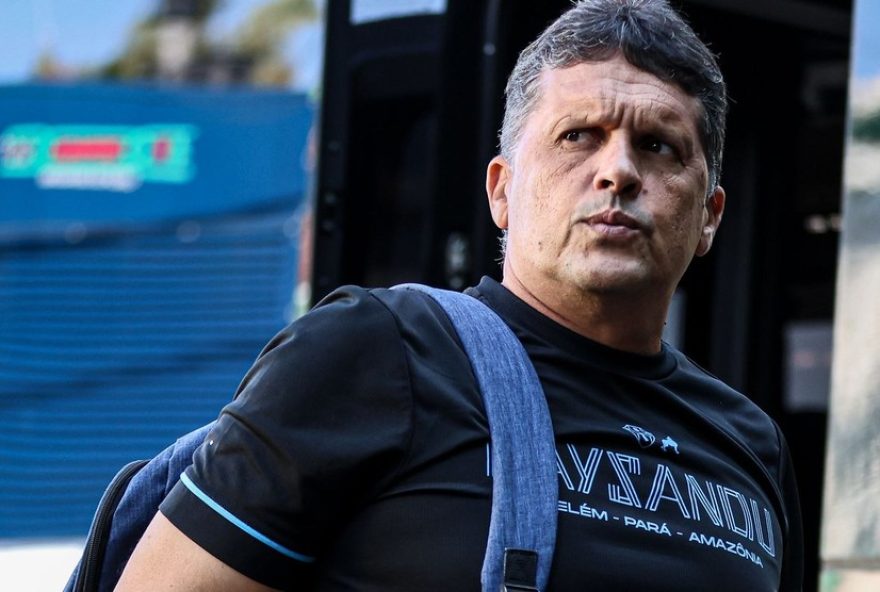 claudinei-oliveira-deixa-comando-do-paysandu-apos-sequencia-de-derrotas