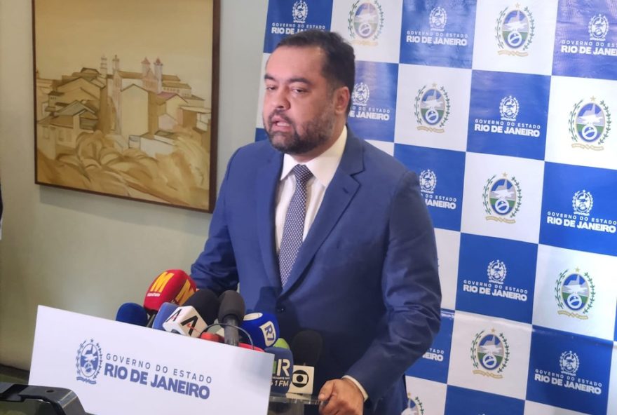 claudio-castro-renuncia-ao-cargo-de-governador-do-rj-e-abre-caminho-para-eleicao-indireta claudio-castro-renuncia-ao-cargo-de-governador-do-rj-e-abre-caminho-para-eleicao-indireta