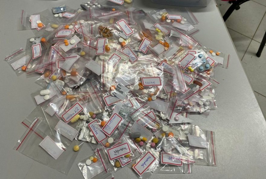 clinica-terapeutica-em-itanhaem-e-investigada-por-abusos3A-policia-civil-realiza-operacao-de-busca-e-apreensao