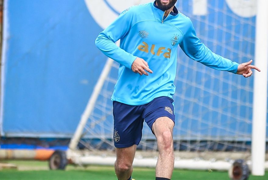 clubes-do-catar-e-al-nassr-consultam-por-zagueiro-do-gremio3A-podcast-de-repercute-interesses-pelos-reforcos-tricolores