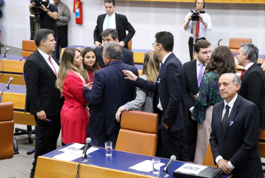 Vereadores durante votação. Imagem: Alberto Maia/ Câmara Municipal