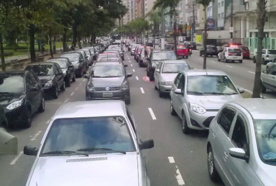 cobranca-de-estacionamento-para-turistas-na-orla-de-santos3A-projeto-de-lei-em-debate-na-camara-municipal-permite-rotatividade-de-vagas