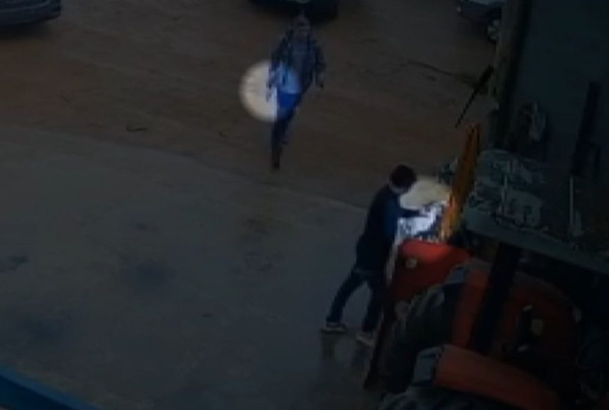 colecionador-tem-27-armas-roubadas-por-falsos-policiais-em-vinhedo3A-vizinho-e-preso-por-envolvimento colecionador-tem-27-armas-roubadas-por-falsos-policiais-em-vinhedo3A-vizinho-e-preso-por-envolvimento