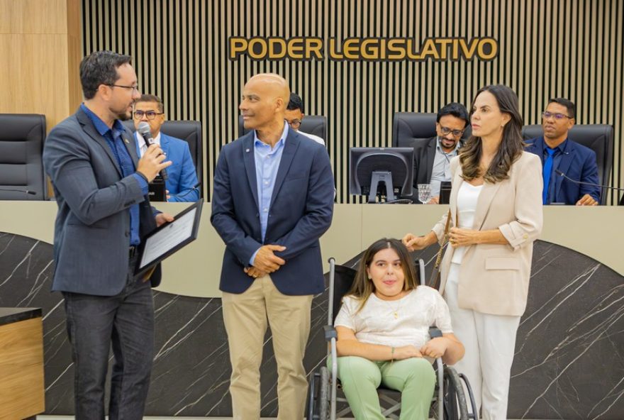 colegio-cristao-petrolina-aprova-98-alunos-em-universidades-e-recebe-mocao-de-aplausos