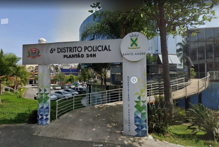 colisao-de-veiculos-resulta-em-obito-de-suspeito-e-apreensao-de-arma-falsa-em-santo-andre2C-sp colisao-de-veiculos-resulta-em-obito-de-suspeito-e-apreensao-de-arma-falsa-em-santo-andre2C-sp