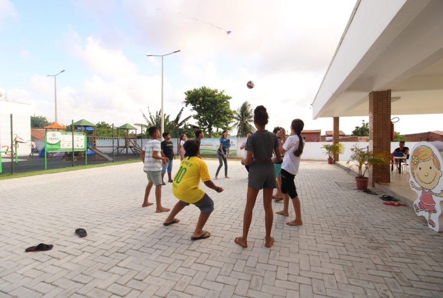 colonia-de-ferias-gratuita-em-fortaleza3A-inscricoes-abertas-para-criancas-e-adolescentes-de-5-a-17-anos