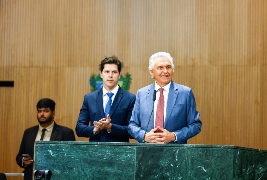 com-caiado-como-principal-fiador-politico2C-daniel-vilela-inicia-pre-campanha-ao-governo-2 com-caiado-como-principal-fiador-politico2C-daniel-vilela-inicia-pre-campanha-ao-governo-2