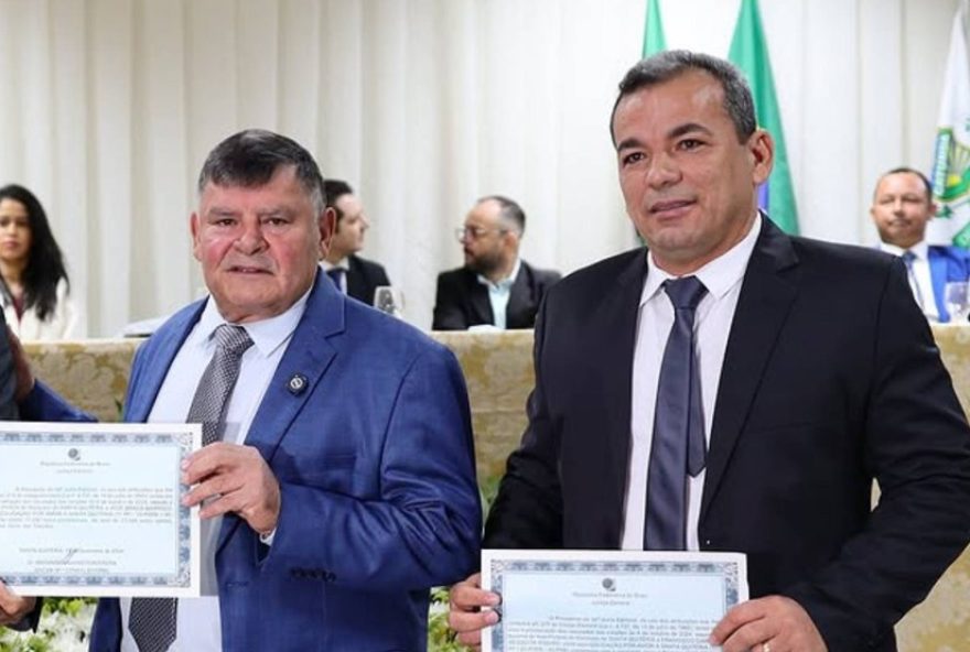 comando-vermelho-interfere-em-eleicoes-no-ceara3A-prefeito-eleito-e-preso-antes-da-posse.-mp-aponta-compra-de-votos-com-drogas comando-vermelho-interfere-em-eleicoes-no-ceara3A-prefeito-eleito-e-preso-antes-da-posse.-mp-aponta-compra-de-votos-com-drogas