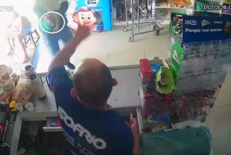 comerciante-e-baleado-por-se-recusar-a-pagar-taxa-a-faccao-criminosa-em-sobral2C-ceara3A-investigacoes-em-andamento comerciante-e-baleado-por-se-recusar-a-pagar-taxa-a-faccao-criminosa-em-sobral2C-ceara3A-investigacoes-em-andamento