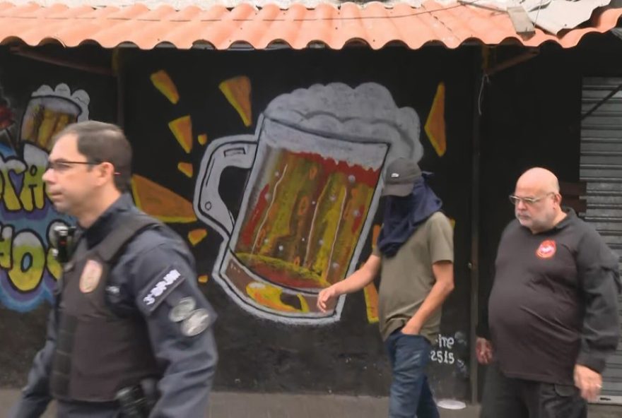 comerciantes-na-baixada-pagavam-pms-por-seguranca-irregular3A-audio-revela-reclamacao.-operacao-prende-9-policiais-militares