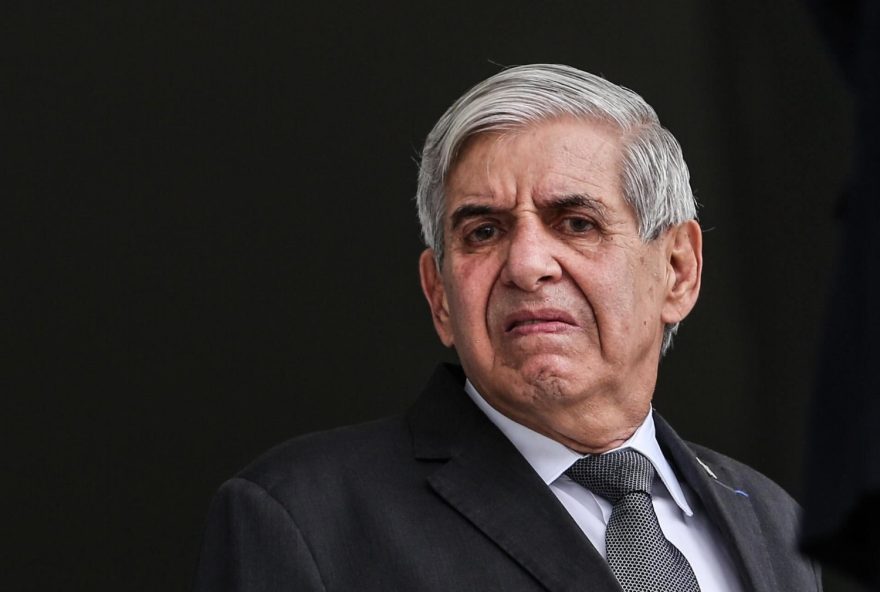 comissao-de-etica-processa-augusto-heleno-por-ataques-as-urnas-eletronicas comissao-de-etica-processa-augusto-heleno-por-ataques-as-urnas-eletronicas