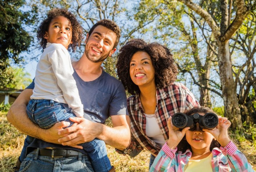 como-envolver-os-pais-na-educacao-religiosa-dos-filhos3A-dicas-praticas-para-fortalecer-a-fe-em-familia